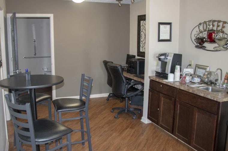 Oak Meadow Apartments